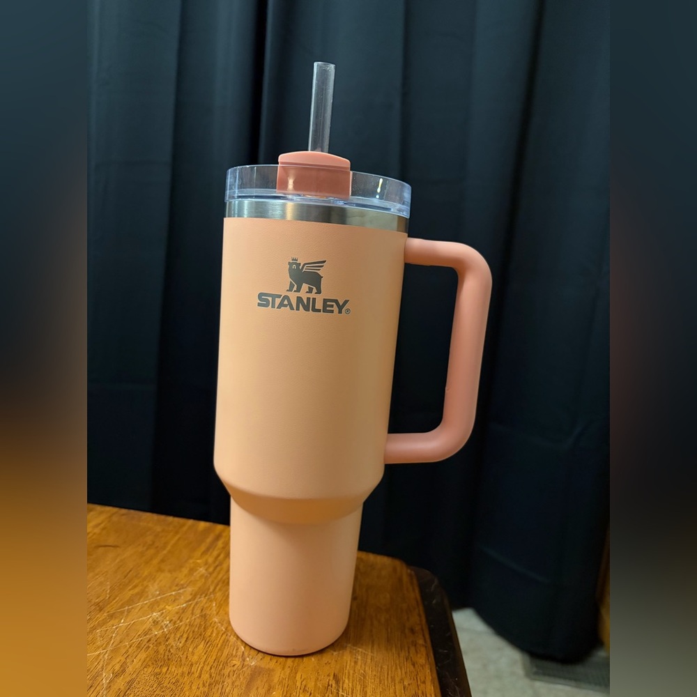 Stanley 40oz Coral Drink Tumbler with Handle